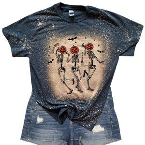 Halloween dancing skeleton pumpkins bleached black graphic T-shirt S,M,L,Xl,